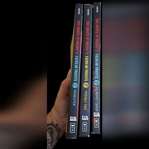 Five Nights at Freddy's Fazbear Frights Book Set